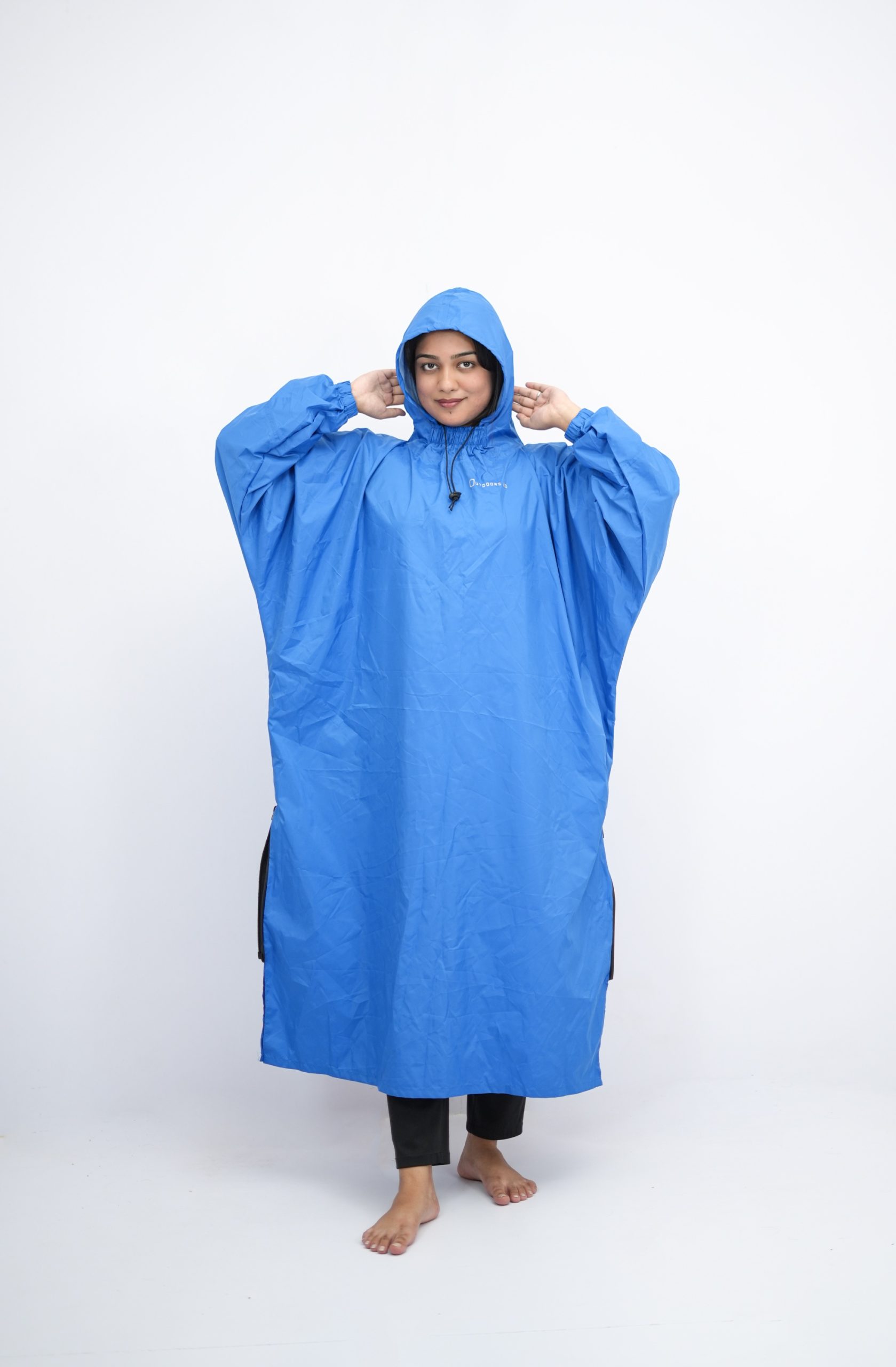 Outdoors BD Hybrid Sleeve Rain Poncho – Ultra-Compact & Waterproof - Image 5