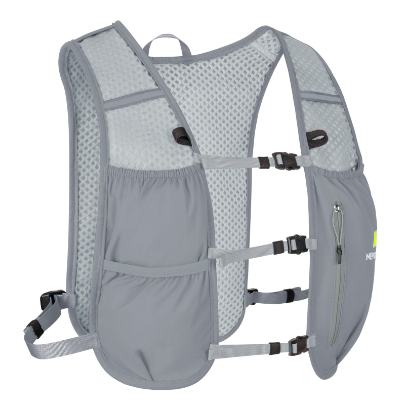 Bounce Free Adjustable Chest Buckles on NEVO RHINO Running Vest jpg